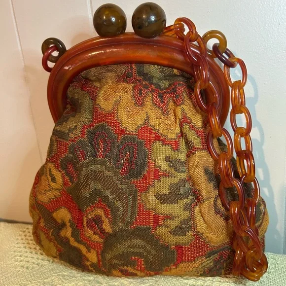 Vintage Coin Purse Carpet Bag Purse - Picture 2 of 12